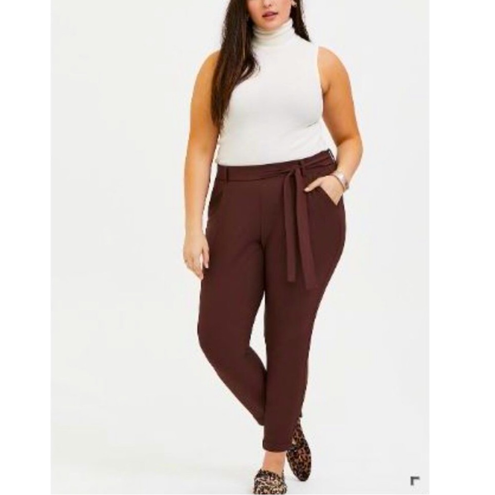 TORRID- Raisin Brown crepe tapered leg, belted dress Pants, Size 1X